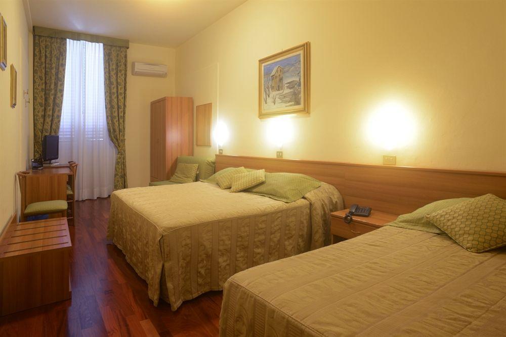 Hotel Colomba Florence Ngoại thất bức ảnh