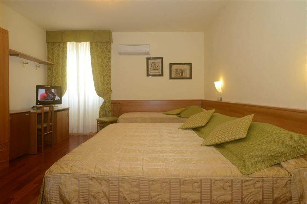 Hotel Colomba Florence Ngoại thất bức ảnh